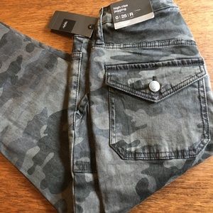 Mossino camouflage jeans!